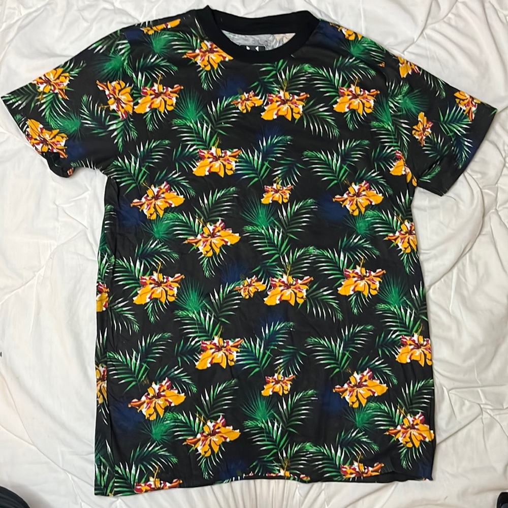 Brand new, Size S. Mens tee